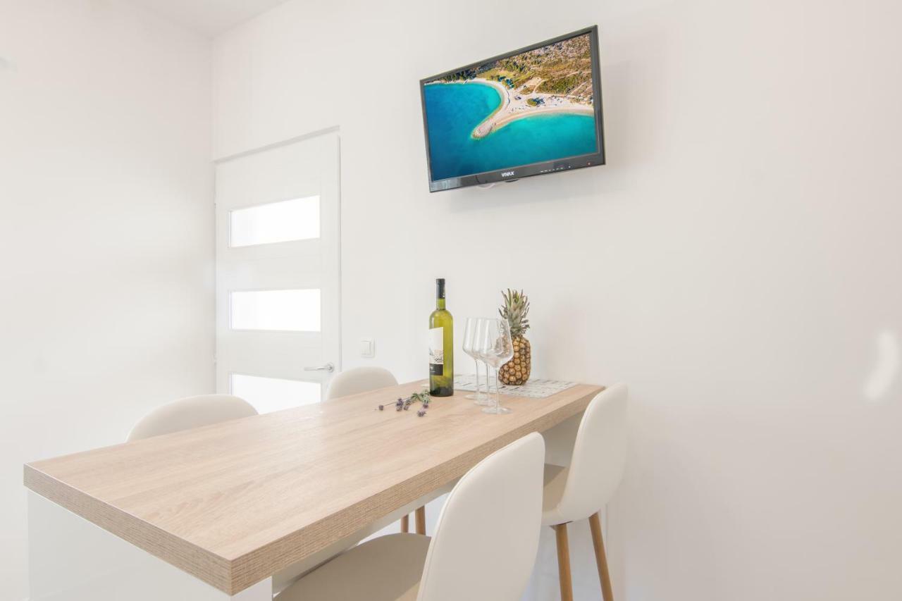 Apartment Holiday Makarska Exterior photo